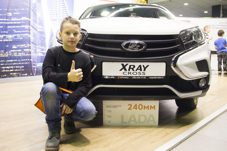 НОВЫЙ XRAY CROSS - СВОЙ В ЛЮБОЙ СРЕДЕ!